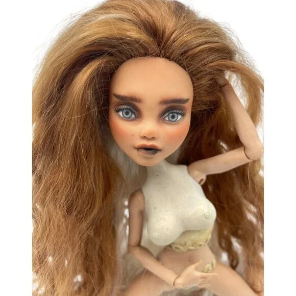 Custom Monster High Doll OOAK HYBRID with Ever After High Body By Liskaooak - Picture 2 of 9